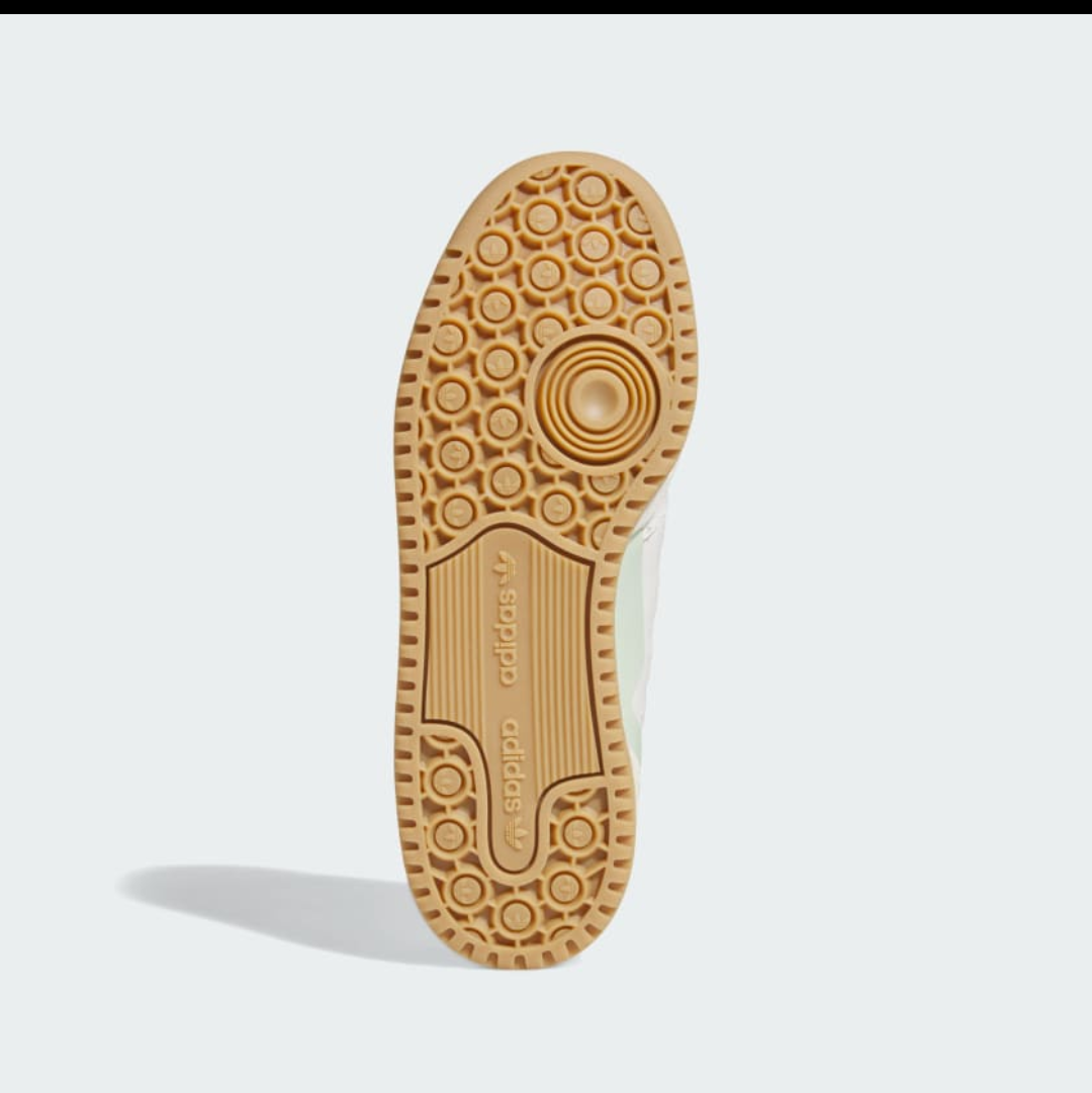 Adidas Women Fourm Low Cl-Size 8 (Off White/Halo Blue)