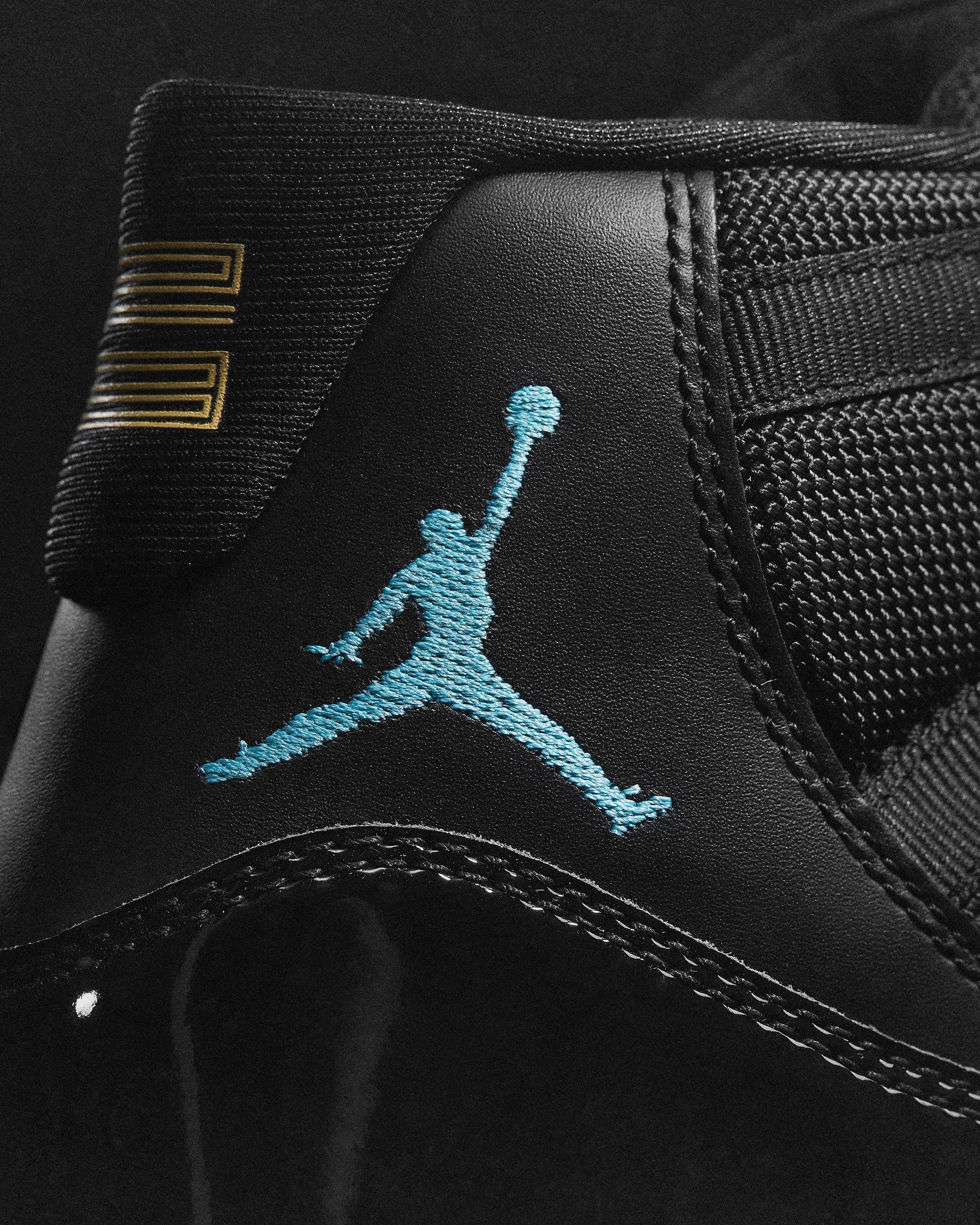 Air Jordan 11 Retro Gamma Blue
